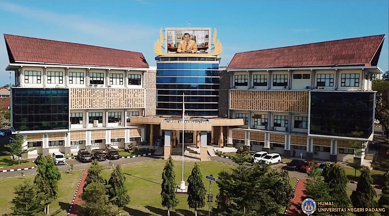 Universitas negerti terbaik di Padang